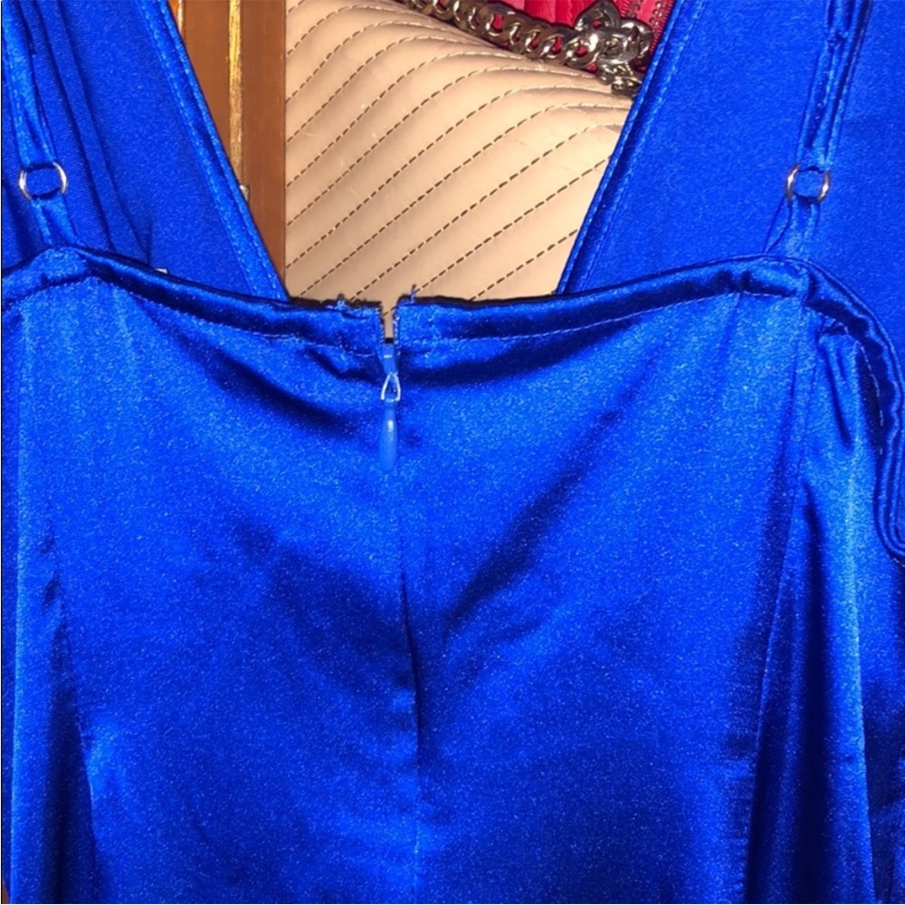 Forever 21 bright blue satin maxi prom dress ball gown knot V-neck sleeveless SM - Picture 5 of 6